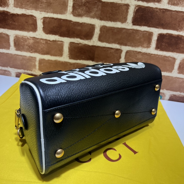 グッチバッグ内部構造